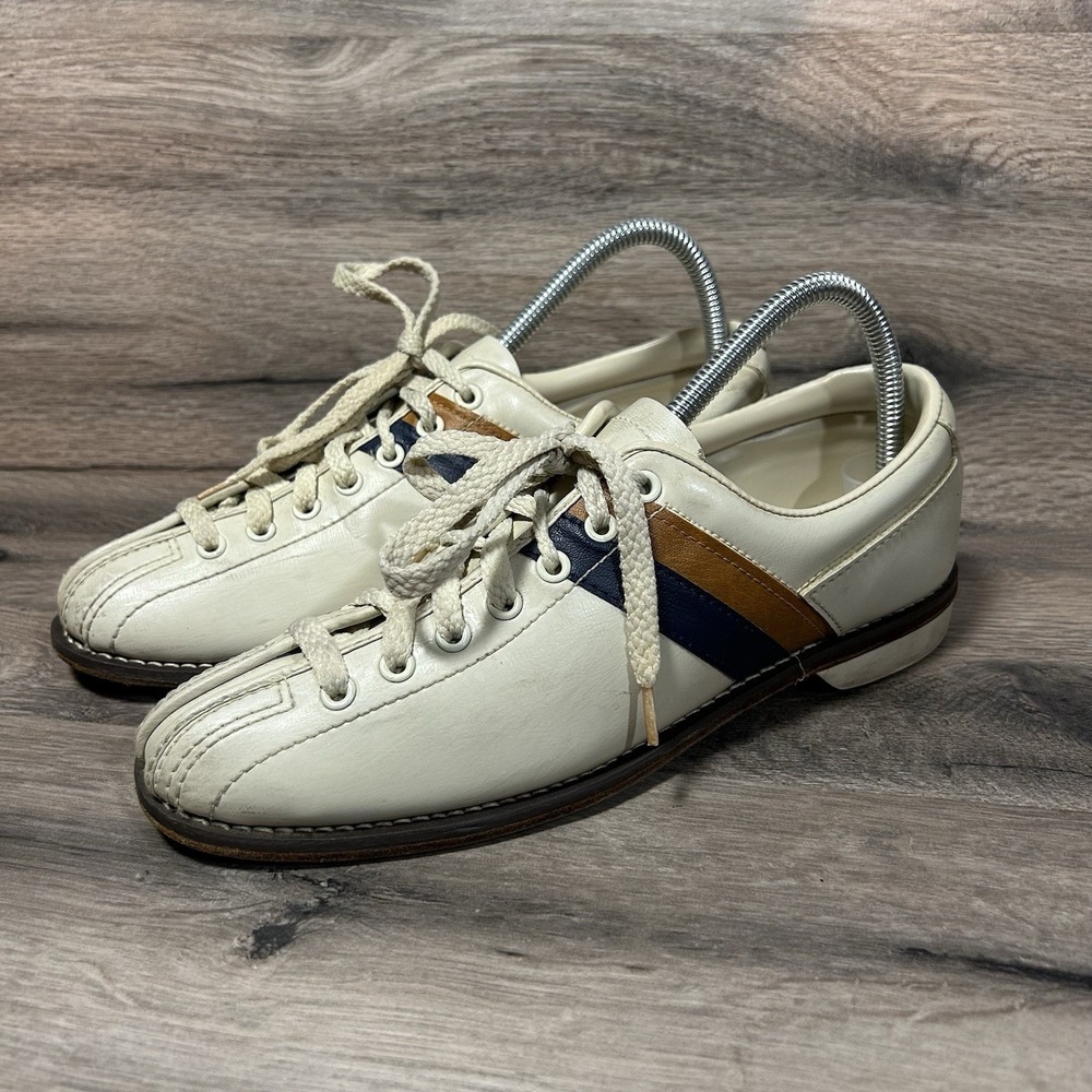 Vintage Striker Beige Split Toe Bowling Shoes Woman's size 8